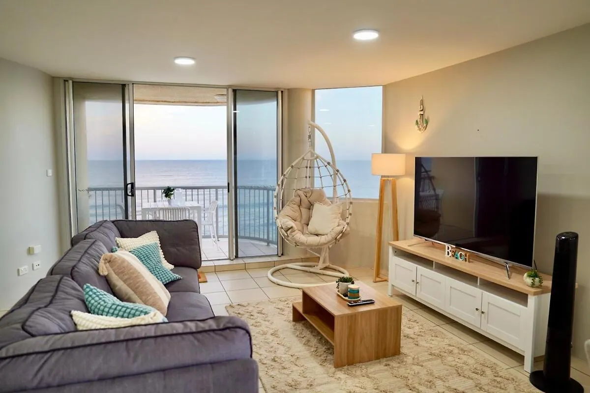 Unit 15 Monterey Lodge Caloundra