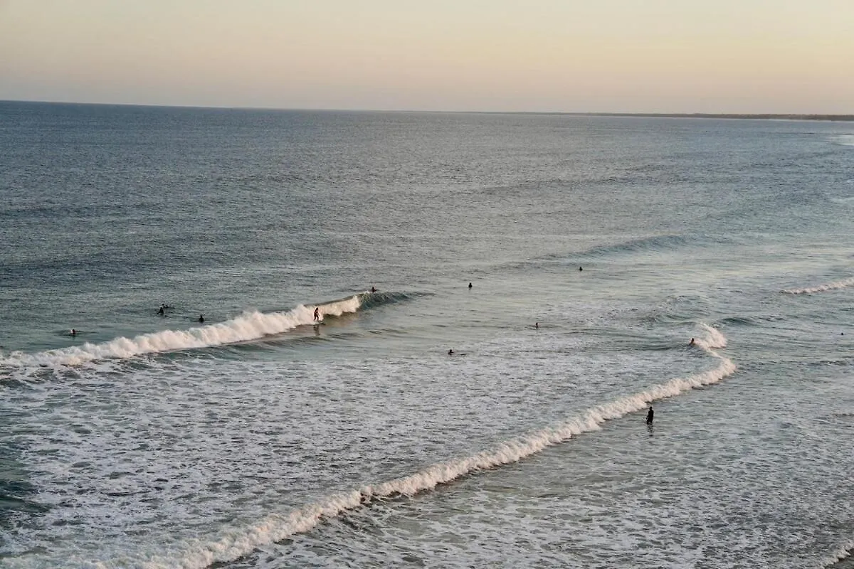 Unit 15 Monterey Lodge Caloundra 0*,